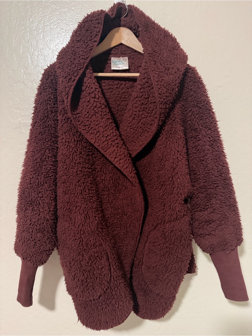Nordic Beach Body Wrap Oversized Hoodie Sherpa Teddy Cardigan Burgundy One Size